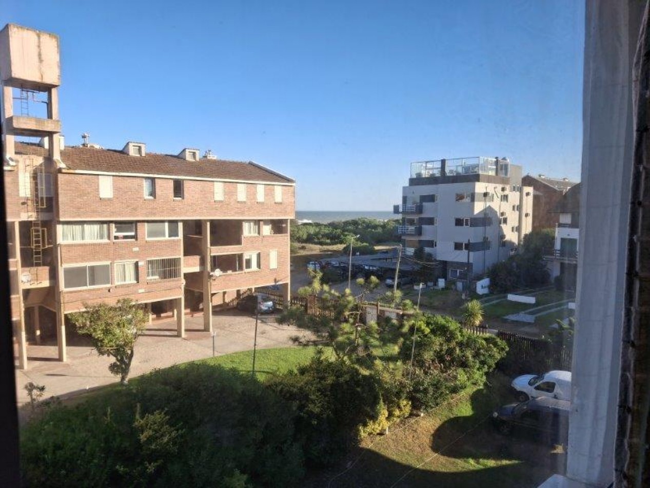 DEPARTAMENTO EN VENTA ZONA MUELLE  A 100 MTS DEL MAR