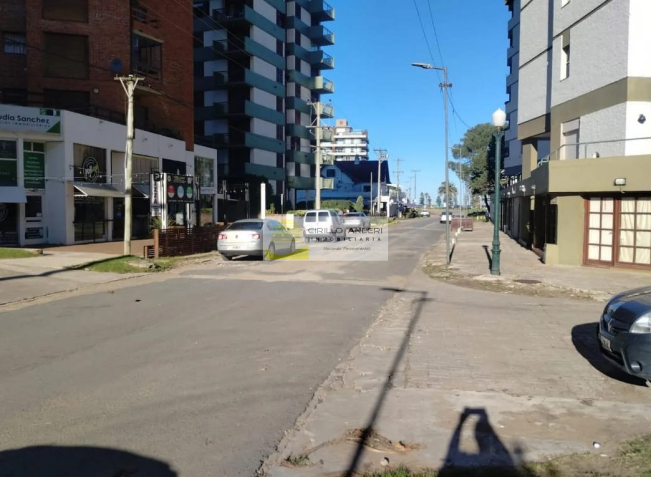 EDIFICIO MIRADOR 4PISO  A METROS DEL MAR!!!