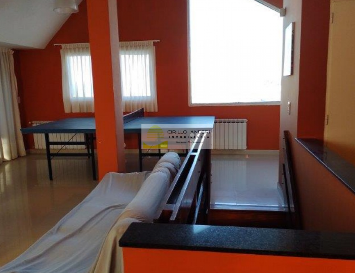 CASA EN VENTA ZONA LASALLE CON GAS NATURAL 