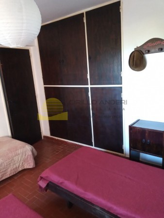 VENDO URGENTE POR VIAJE!!!DEPARTAMENTO EN VENTA  ZONA MUELLE PLAYA TRES AMBIENTES CON COCHERA