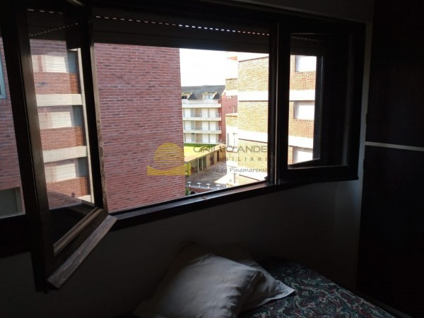 VENDO URGENTE POR VIAJE!!!DEPARTAMENTO EN VENTA  ZONA MUELLE PLAYA TRES AMBIENTES CON COCHERA