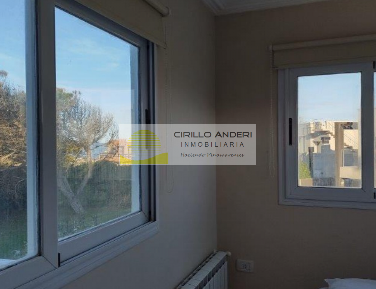 CASA EN VENTA ZONA LASALLE CON GAS NATURAL 