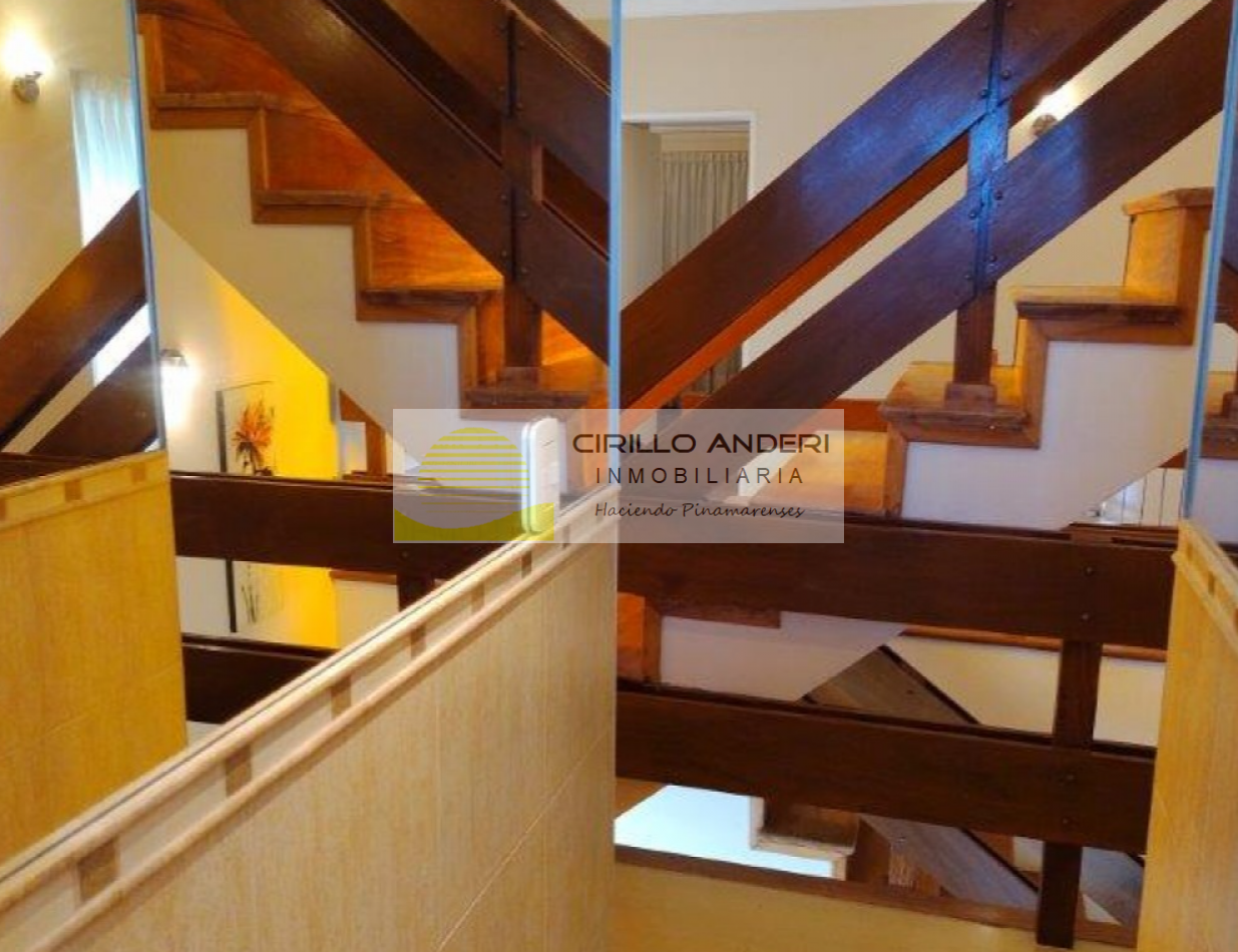 CASA EN VENTA ZONA LASALLE CON GAS NATURAL 