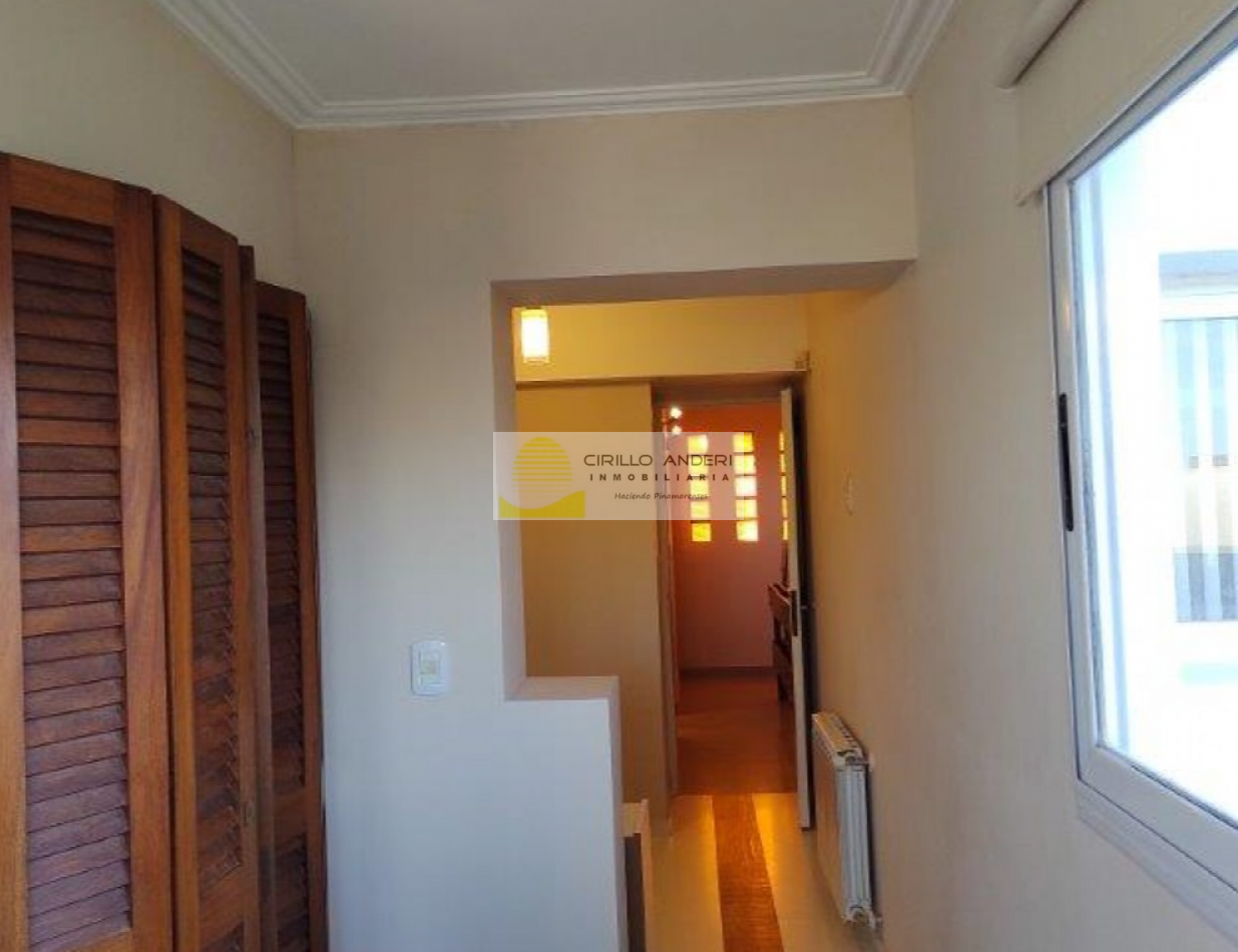 CASA EN VENTA ZONA LASALLE CON GAS NATURAL 