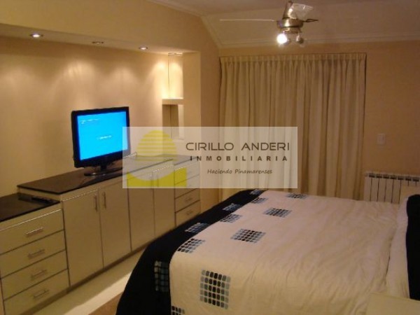 CASA EN VENTA ZONA LASALLE CON GAS NATURAL 