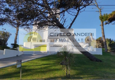 CASA EN VENTA ZONA LASALLE CON GAS NATURAL 