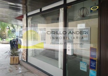 VENTA PINAMAR LOCAL EN CTRO COMERCIAL CON VIVIENDA OPORTUNIDAD