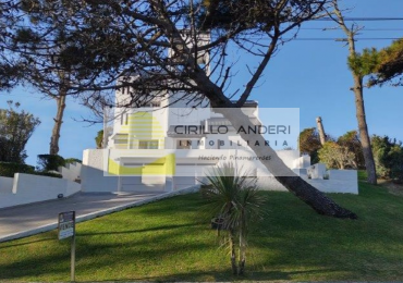 CASA EN VENTA ZONA LASALLE CON GAS NATURAL 